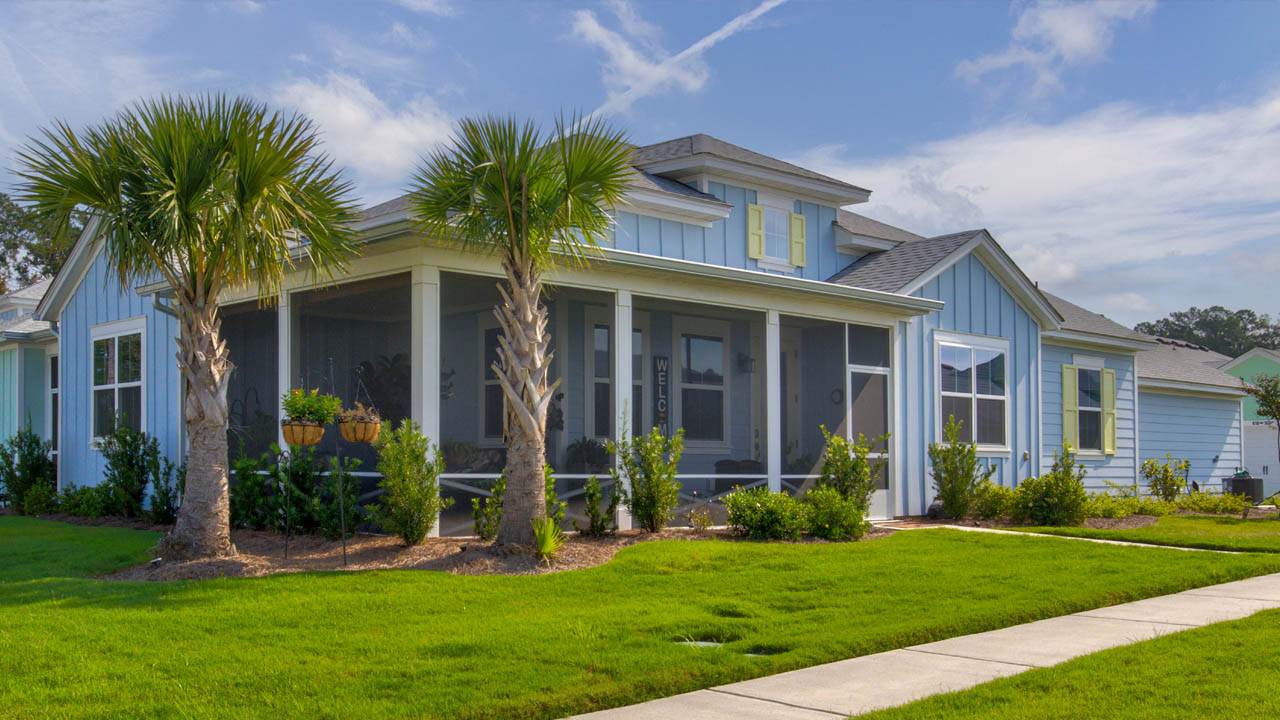 Real Estate Photography - House with Palm Trees